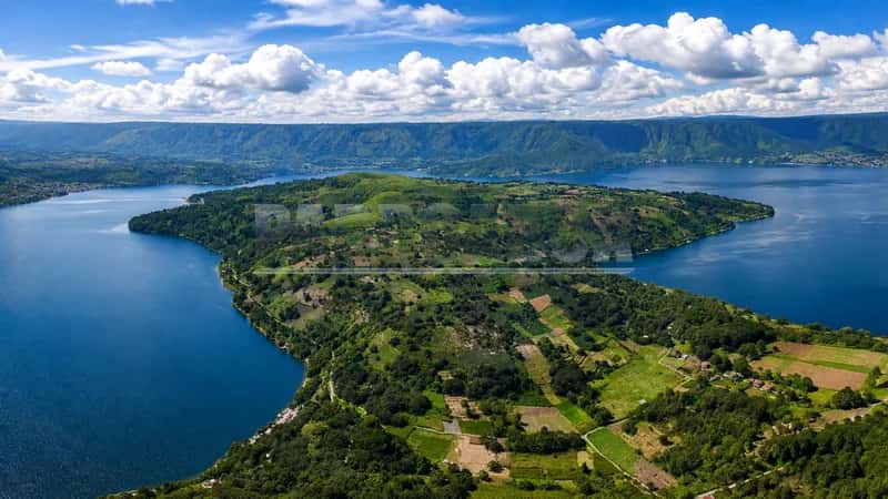 Pulau Sibandang, Wajah Lain Danau Toba
