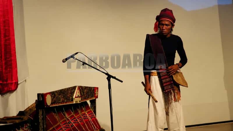 Ojax Manalu: Jalan Sunyi Merawat Seni dan Budaya di Kawasan Danau Toba