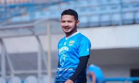 Profil dan Biodata Gian Zola Pacar Ghea Youbi, Lengkap Umur, Agama Dan Perjalanan Karier
