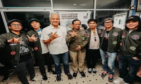 Salam Metal Menang Total, Lagu Slank Dukung Ganjar dan MahfudÂ