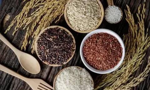 Ketahui 3 Cara Memasak Nasi Merah yang Mudah dan Praktis