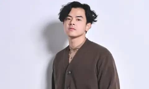 Deretan Film Dion Wiyoko Terbaik dari Berbagai Genre yang Wajib Ditonton