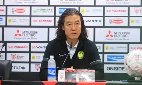 Profil Kim Pan Gon, Pelatih Timnas Malaysia yang Mengundurkan Diri