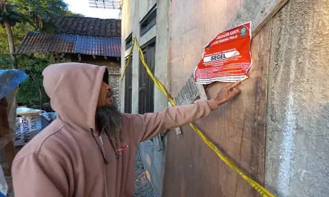 Generasi Ketiga Geram di Balik Penyegelan Masjid Ahmadiyah Garut