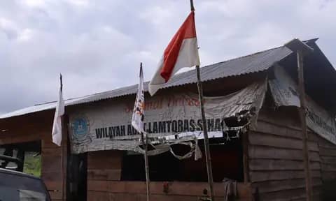 Kondisi Masyarakat Adat Sihaporas, Konflik Lahan Hingga Penangkapan