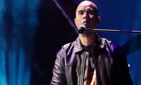 Chord Roman Picisan â€“ Dewa 19, Lengkap dengan Makna Lagu