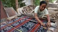 Peran Ganda Perempuan Penenun di Desa Sikka, NTT