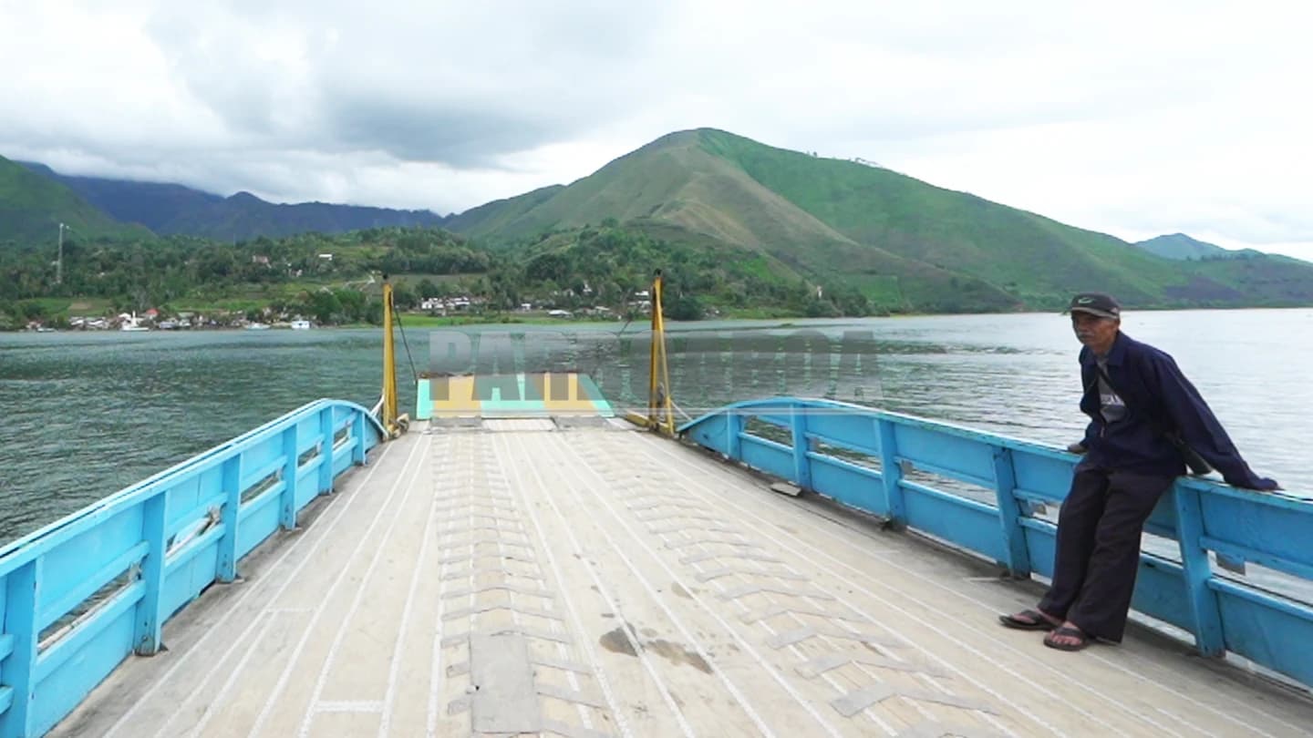 Penyebrangan dari Pelabuhan Tarabunga ke Pelabuhan Tamba Dolok