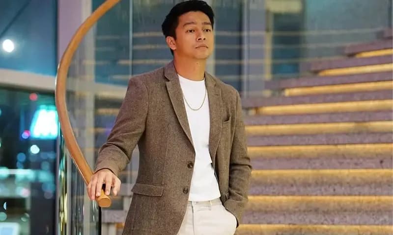 Biodata Deva Mahenra (foto: Instagram/@devamahenra)