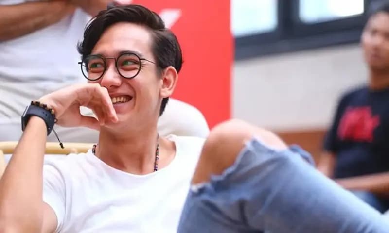 Adipati Dolken (Foto : bintang.com)