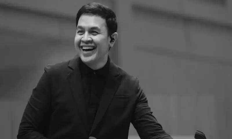 Muhammad Tulus Rusydi (Instagram : @tulusm)