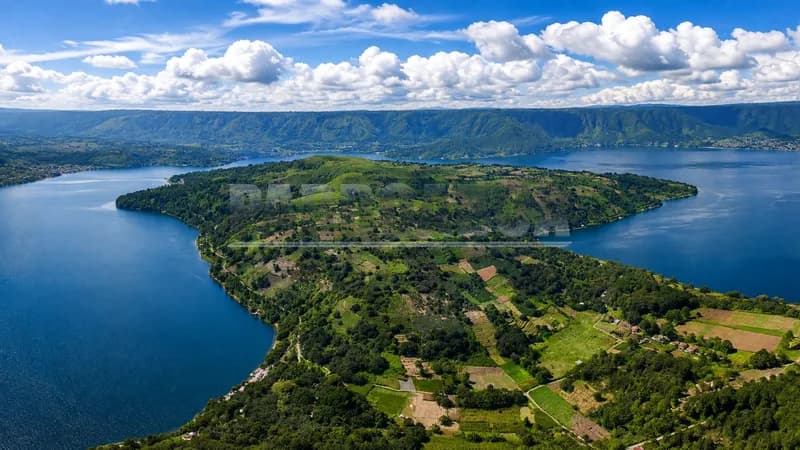Pulau Sibandang, Wajah Lain Danau Toba