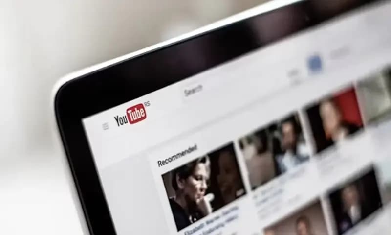Pemerintah Australia larang penggunaan youtube untuk anak di bawah 16 tahun (Foto: Unslpash).