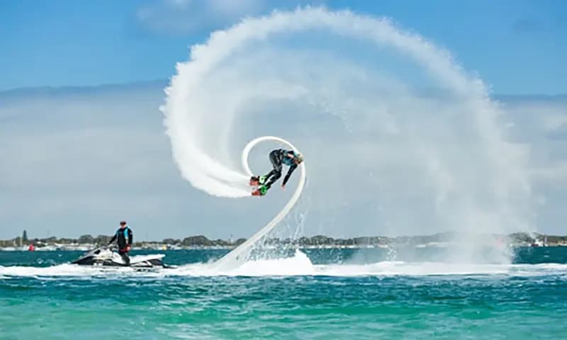 Flyboarding (Dok: yuktravel.com)