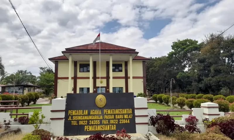 Pengadilan Agama Pematang Siantar mencatat sepanjang 2022 ada 254 kasus perceraian ditangani. Rabu (18/01/2023) (Foto : Parboaboa/Halima)