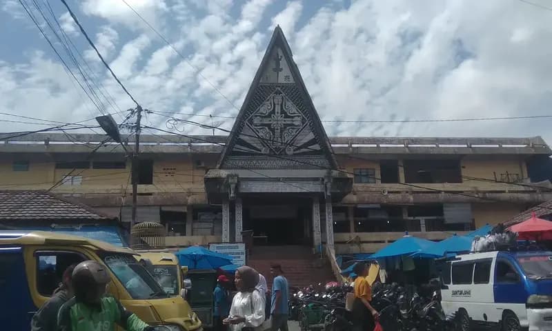 Pasar Horas Pematangsiantar merupakan salah cabang usaha Perusahaan Daerah Pasar Horas Jaya (PDPHJ) Kota Pematangsiantar (Foto : PARBOABOA/Rizal Tanjung).