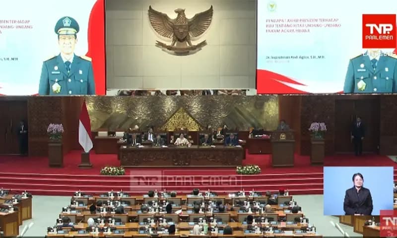 Rapat paripurna pengesahan RKUHAP menjadi UU yang berlangsung di Kompleks Parlemen, Senayan, Selasa (18/11/2025) (Foto: Tangkapan Layar TVR Parlemen)