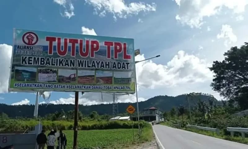 PT TPL diduga melakukan penggusuran terhadap rumah warga di Desa Simare, Kecamatan Borbor, Kabupaten Toba, Sumatera Utara (Foto: Facebook/Roganda Simanjuntak).