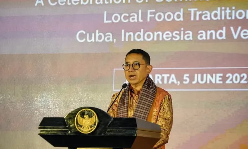 Mendikbud Fadli Zon mengungkapkan pernyataan kontroversial bahwa tidak ada pemerkosaan massal dalam tragedi Mei 1998 (Foto: IG/@fadlizon)