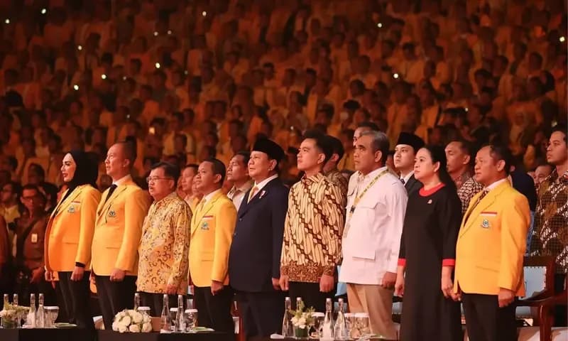 Presiden Prabowo Subianto (tengah) saat menghadiri HUT ke 60 Partai Golkar (Foto: Instagram/@prabowo).