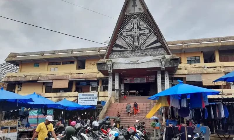 Perusahaan Daerah Pasar Horas Jaya Pematang Siantar akan direvitalisasi pada 2023. Dana yang dibutuhkan untuk perbaikan sebesar Rp64 miliar. (Foto: Parboaboa/Muhammad Anshori)