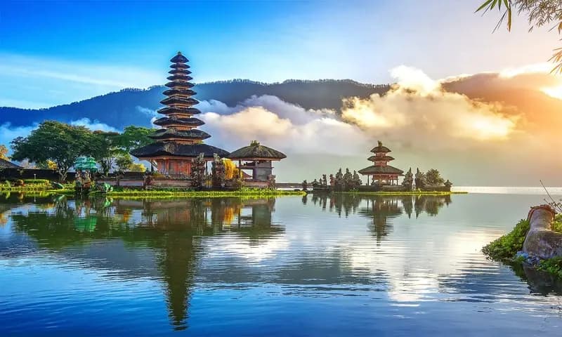 Objek Wisata Pulau Dewata Bali (Foto: rumah123)