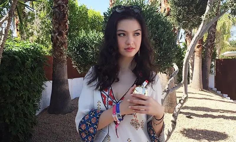 Biodata Raline Shah (Foto: Instagram @ralineshah)