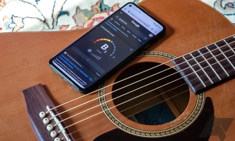 Aplikasi stem gitar online, foto: review.com