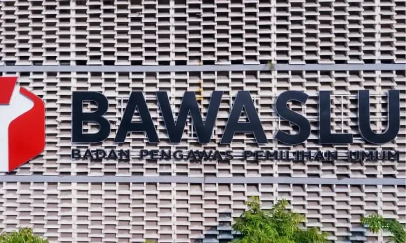 Komisioner Badan Pengawas Pemilu (Bawaslu) Kota Medan, Azlansyah Hasibuan, membuat kepercayaan masyarakat akan penyelenggaraan Pemilihan Umum 2024 yang jujur, adil, bermartabat serta berintegritas memudar. (Foto: fahum.umsu.ac.id)