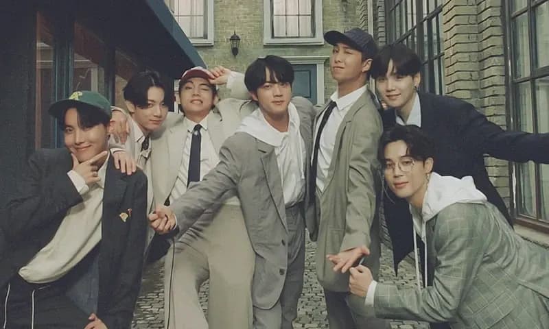 Profil dan biodata member BTS (Peakpx)