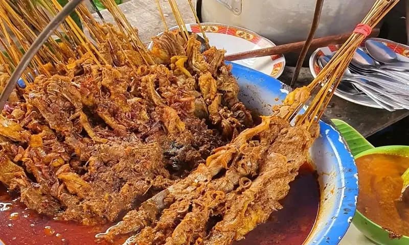 Sate Blengong (Foto: Instagram/@angelina_deeandra)