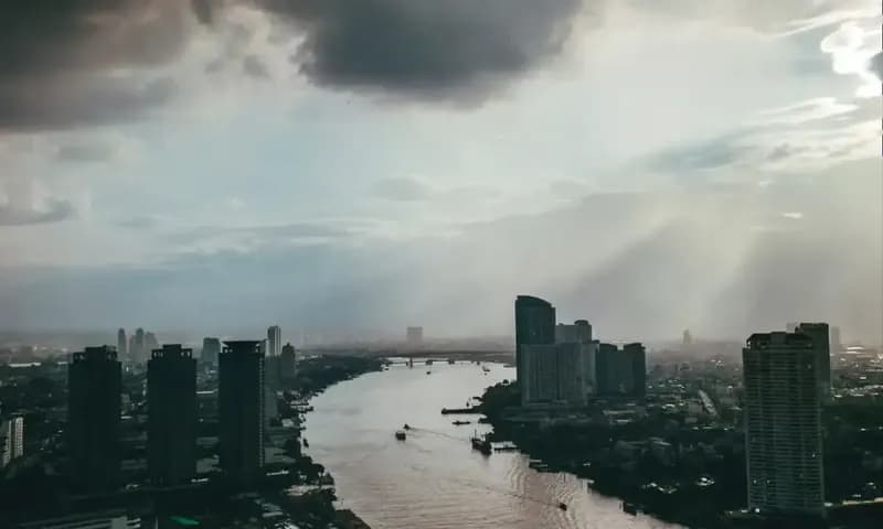 Penelitian BRIN menyebut setiap tetes hujan yang jatuh di Jakarta kini mengandung partikel mikroplastik berbahaya (Foto: dok. BRIN)