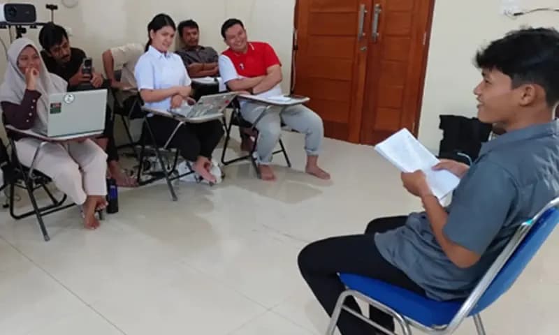 Cerita diri (Foto:PARBOABOA/P. Hasudungan Sirait)