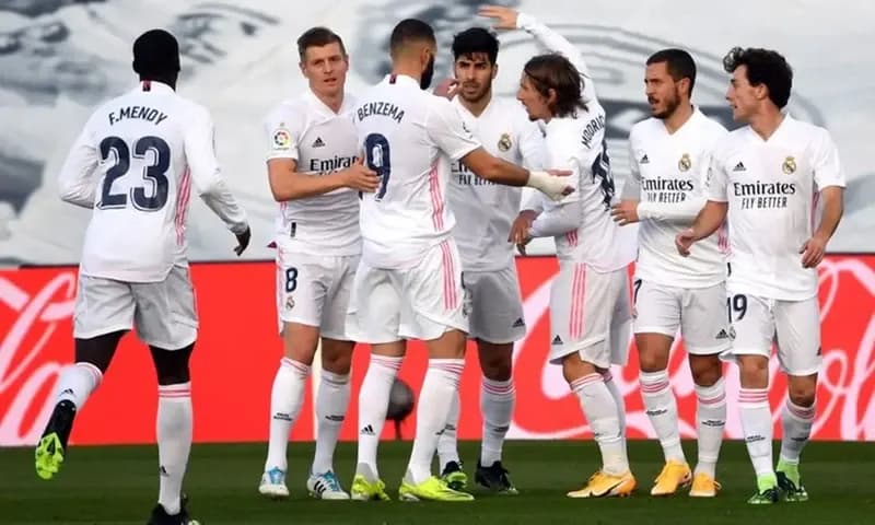Real Madrid telah mengumumkan pemain yang dibawa ke babak 16 besar Liga Champion (Foto: AFP/Pierre-Phillipe Marcou)