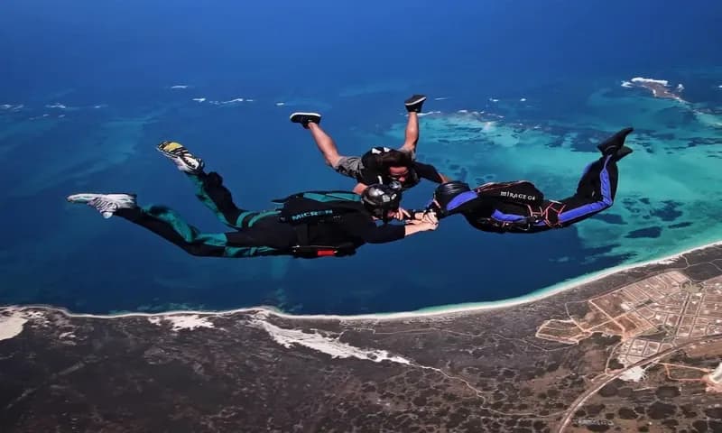 Ilustrasi Sky Diving (Dok. PerthNorth)
