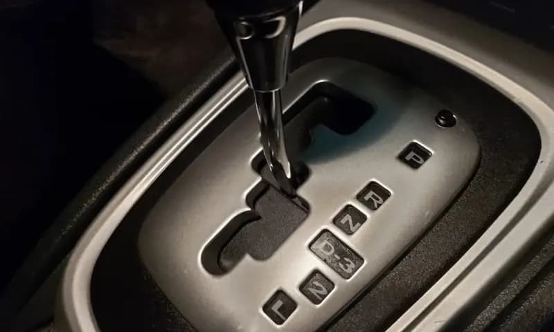 Tips Menggunakan Engine Brake pada Mobil Matic (Dok. gridoto.com)