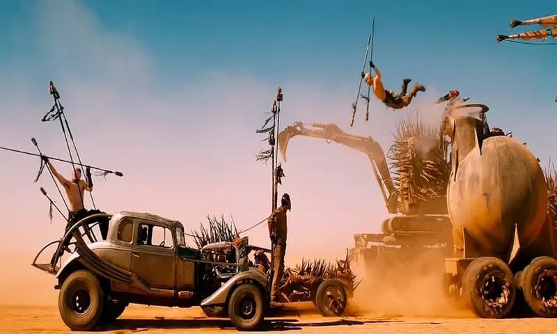 Film Action Terbaik, Mad Max: Fury Road (2015) (Foto:YouTube Kimer Lorens)