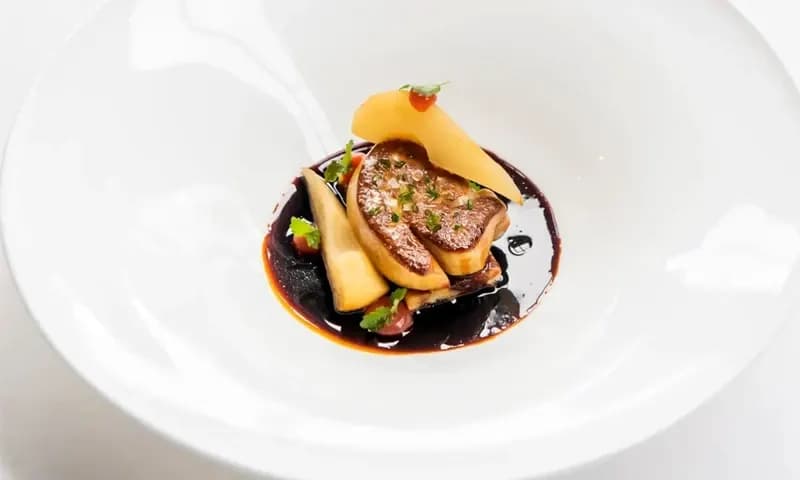 Foie Gras, Kuliner Khas Prancis (Foto: Instagram/@aubergedupommier)