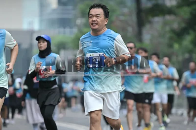 Terus berlari agar tak sampai stroke (Foto: Koleksi Teng Kok Teng)