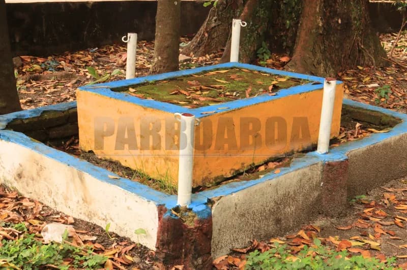 Sebuah makam di Lapangan Merdeka Pematangsiantar (PARBOABOA/Rizal Tanjung)