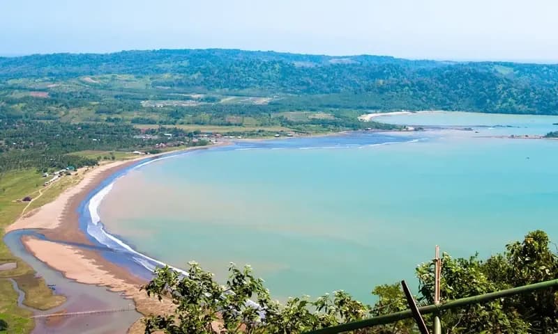 Geopark Ciletuh Sukabumi, foto: Tripadvisor