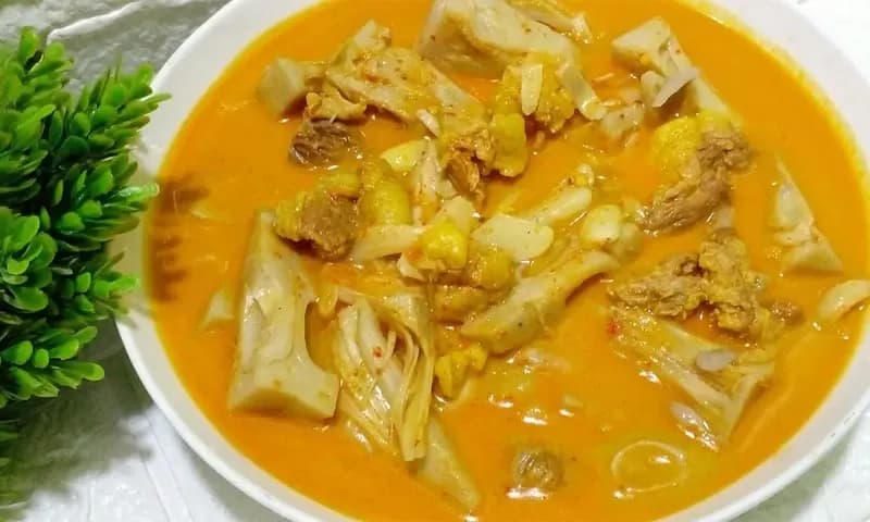 Gulai nangka (Foto: Tangkapan layar YouTube/Resep Wina)
