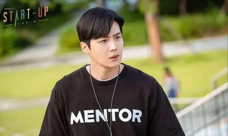 Raih Piala di Seoul Drama Awards 2021, Sutradara Start Up Enggan Menyebut Nama Kim Seon Ho