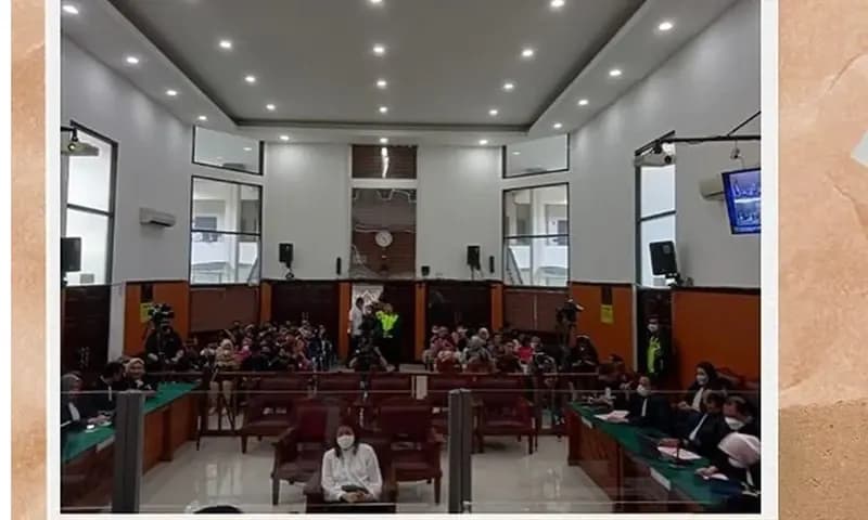 Banding ditolak, Putri Candrawathi tetap divonis 20 tahun penjara terkait kasus pembunuhan Brigadir J. (Foto: Instagram/@pn.jakartaselatan)