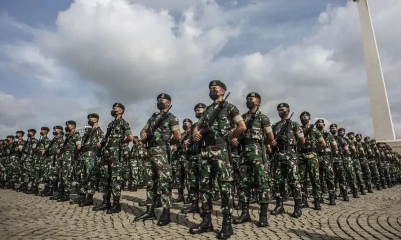 Tentara Nasional Indonesia (TNI) merayakan HUT Ke-80 pada Minggu (5/10/2025) (Foto: elsam.or.id)
