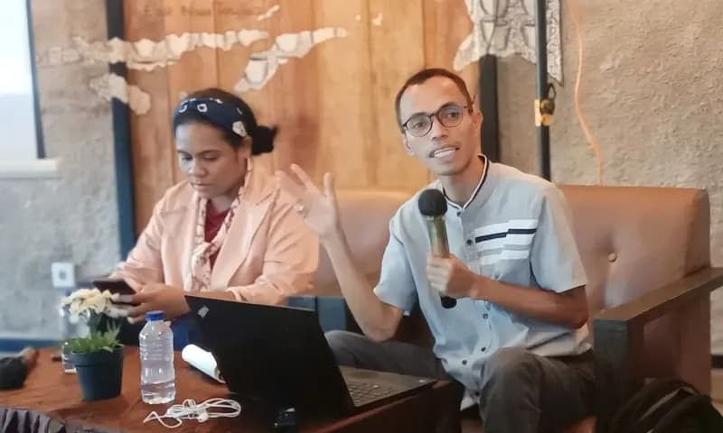 JATAM mengungkap jejak oligarki tambang di balik kandidat capres-cawapres. (Foto: PARBOABOA/Rian)