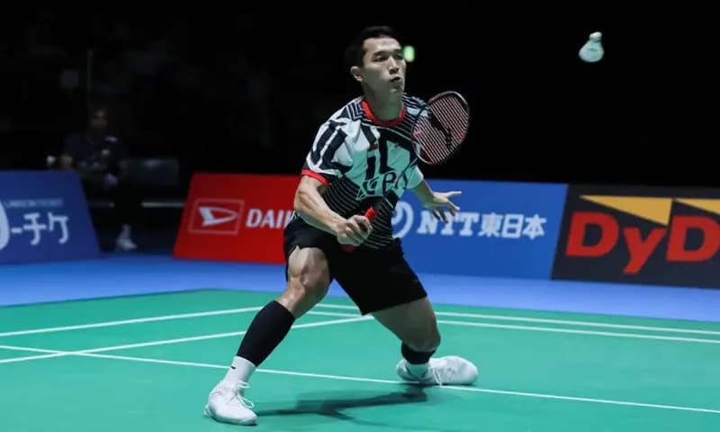 Jonatan Christie berhasil mengalahkan pebulu tangkis Jepang Kento Momota di Australia Open 2023. (Foto: Doc BPSI)