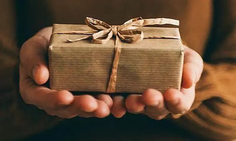 Rekomendasi kado untuk cowok LDR (Foto: whisperofvintage.tumblr.com)