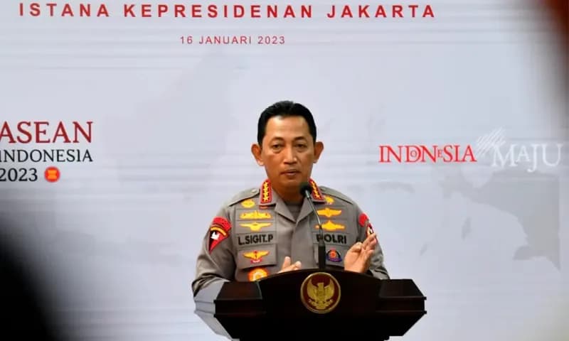 Kapolri Jenderal Listyo Sigit Prabowo di Kantor Presiden, Jakarta, pada Senin, 16 Januari 2023 usai bertemu dengan Presiden Joko Widodo. (Foto: BPMI Setpres)