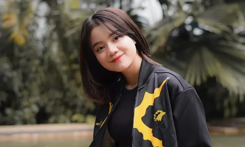 Potret Kayes Brand Ambassador ONIC Esport (Foto : Instagram/@ewkharis)